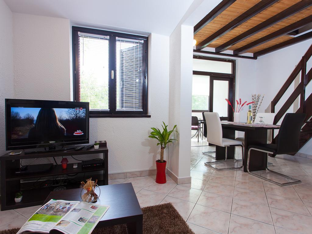Apartment Cervar Пореч Номер фото